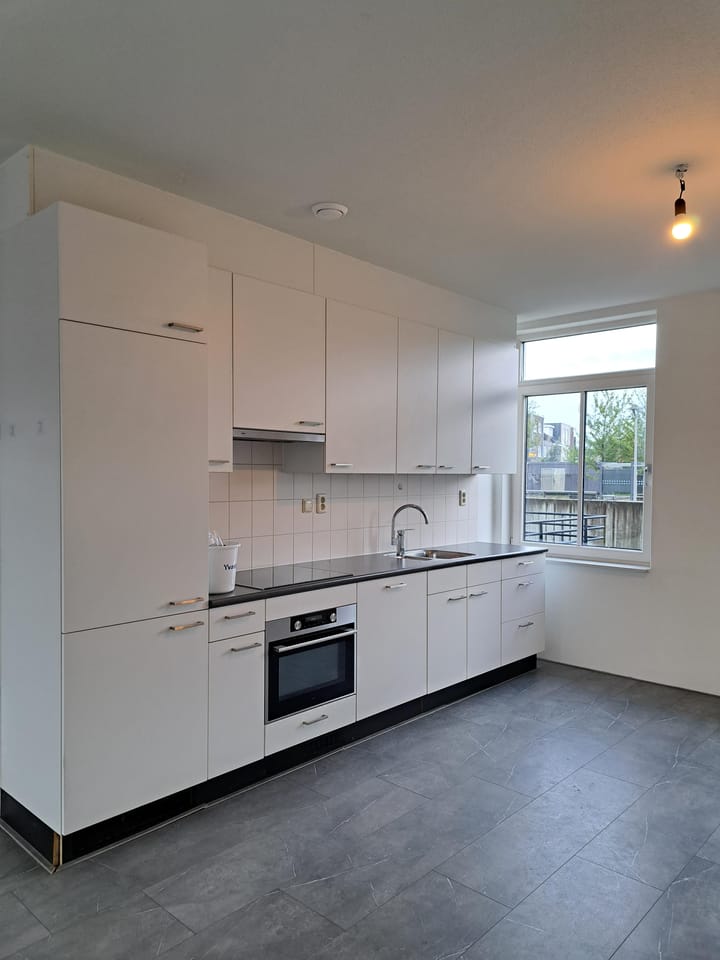 Tussenwoning te huur: Hanumanpad 2, Almere