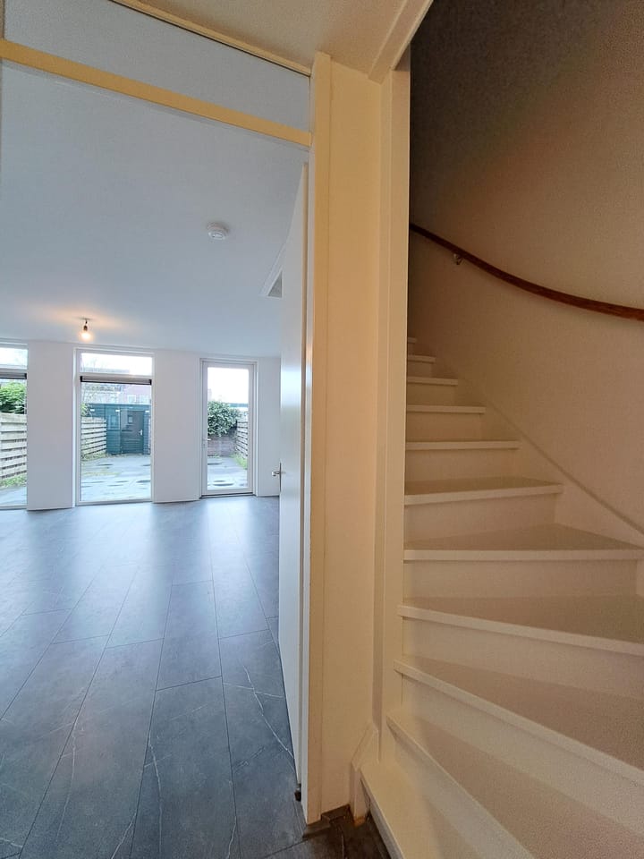 Tussenwoning te huur: Hanumanpad 2, Almere