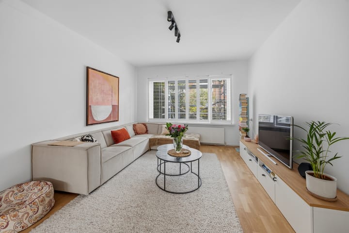 Appartement te koop: van Watervlietstraat 31, Voorburg