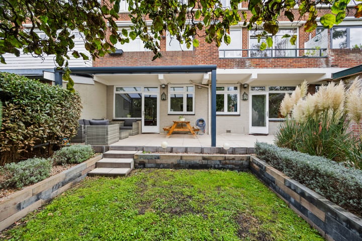 Appartement te koop: van Watervlietstraat 31, Voorburg