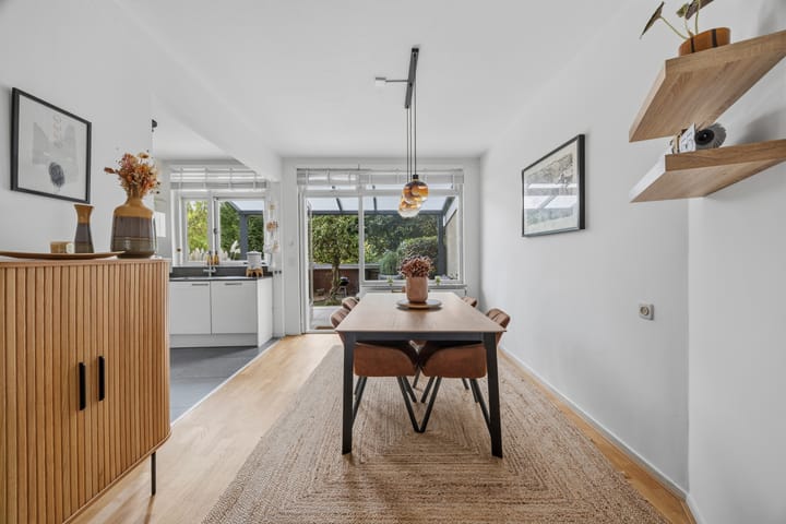 Appartement te koop: van Watervlietstraat 31, Voorburg