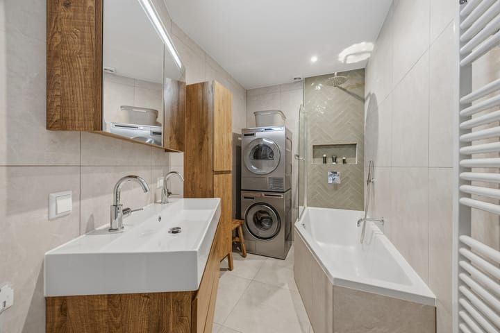 Appartement te koop: van Watervlietstraat 31, Voorburg