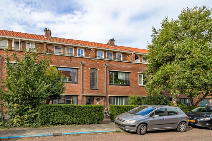 Appartement te koop: van Watervlietstraat 31, Voorburg