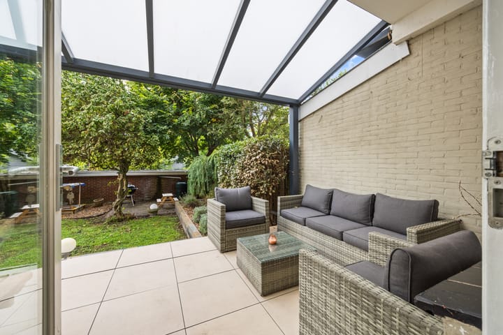 Appartement te koop: van Watervlietstraat 31, Voorburg