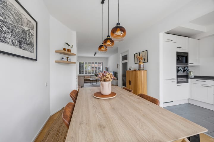 Appartement te koop: van Watervlietstraat 31, Voorburg