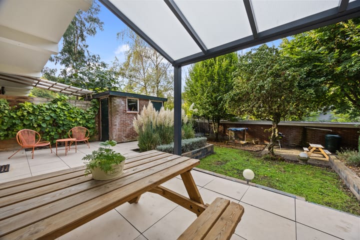 Appartement te koop: van Watervlietstraat 31, Voorburg