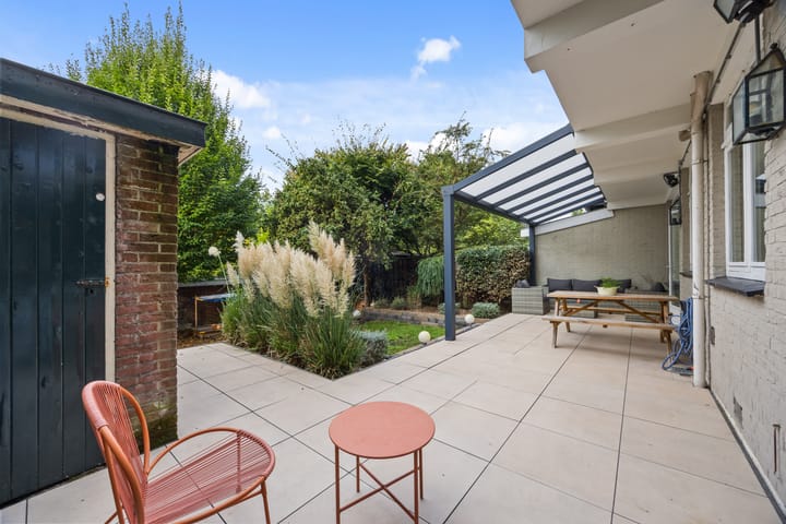 Appartement te koop: van Watervlietstraat 31, Voorburg
