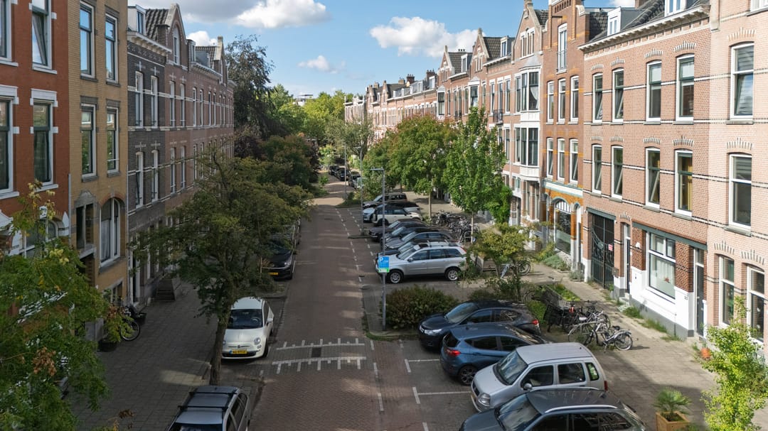 Photo 28 of C.P.Tielestraat 14-A01
