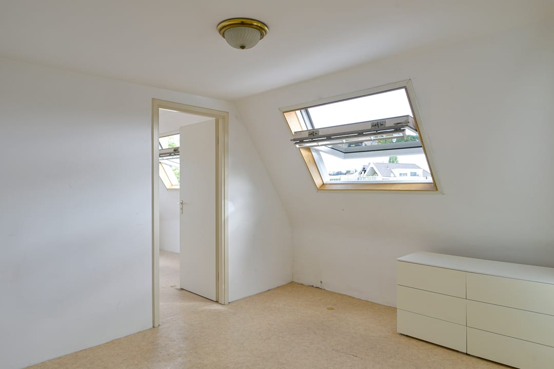 Photo 13 of C.P.Tielestraat 14-A01