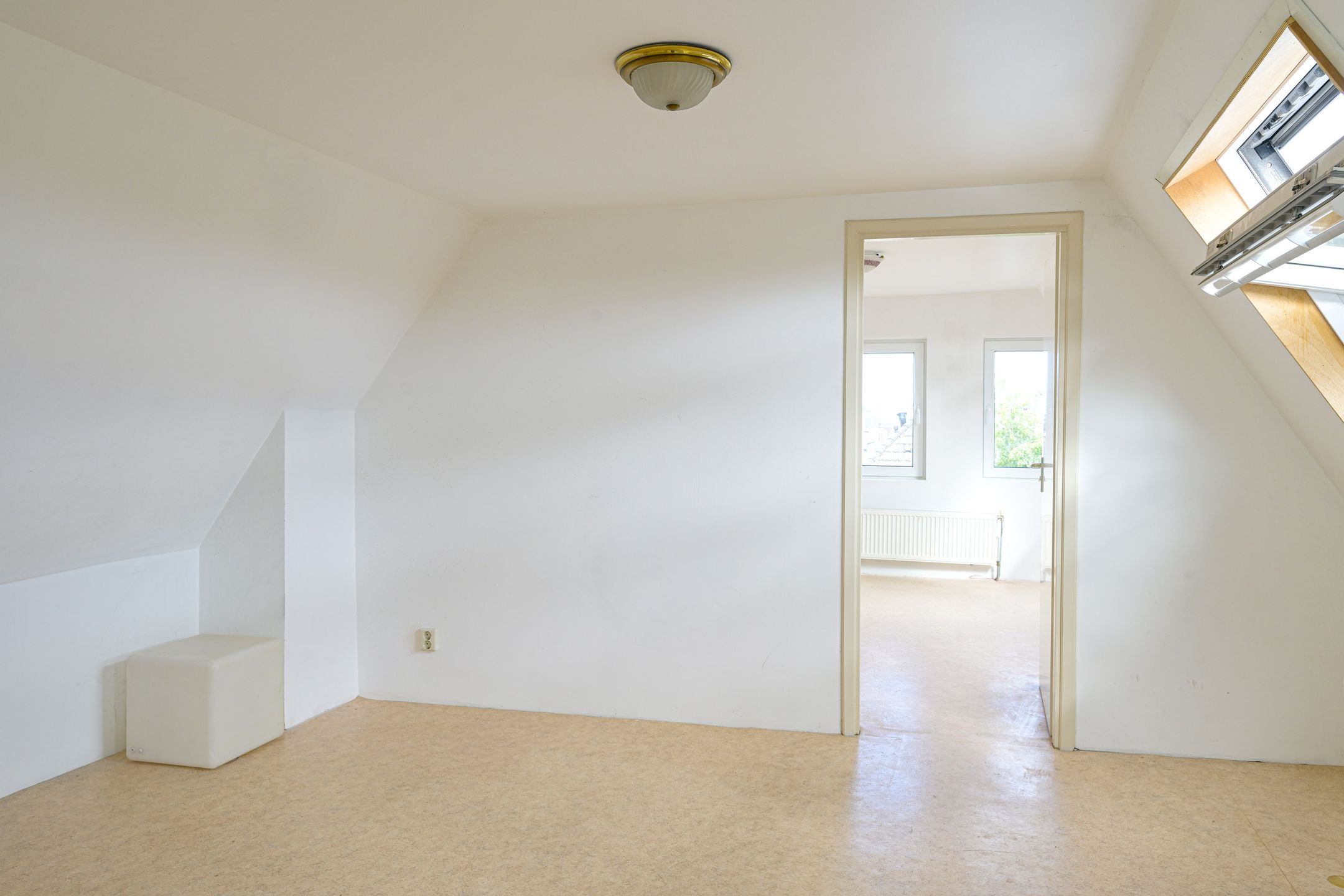Photo 12 of C.P.Tielestraat 14-A01