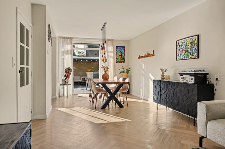 Tussenwoning te koop: Borodinlaan 20, Schiedam
