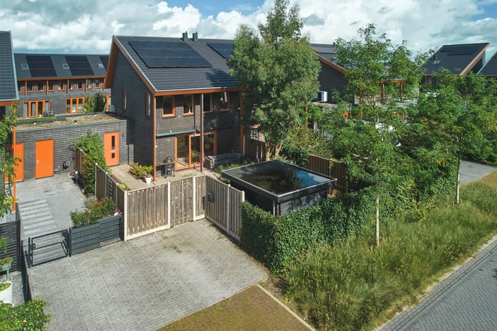 Tussenwoning te koop: Korte Venen 6, Heerenveen