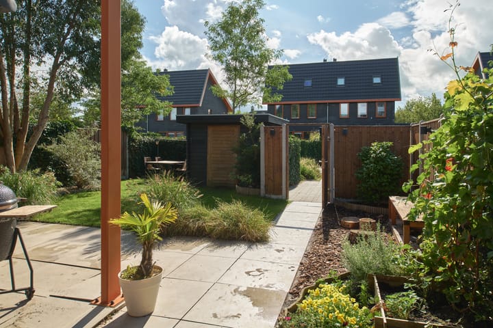 Tussenwoning te koop: Korte Venen 6, Heerenveen