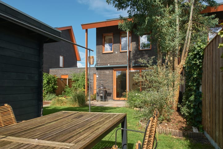 Tussenwoning te koop: Korte Venen 6, Heerenveen