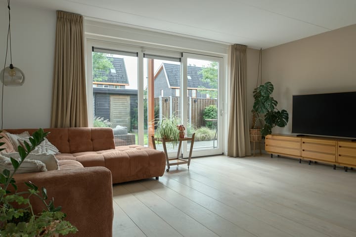 Tussenwoning te koop: Korte Venen 6, Heerenveen