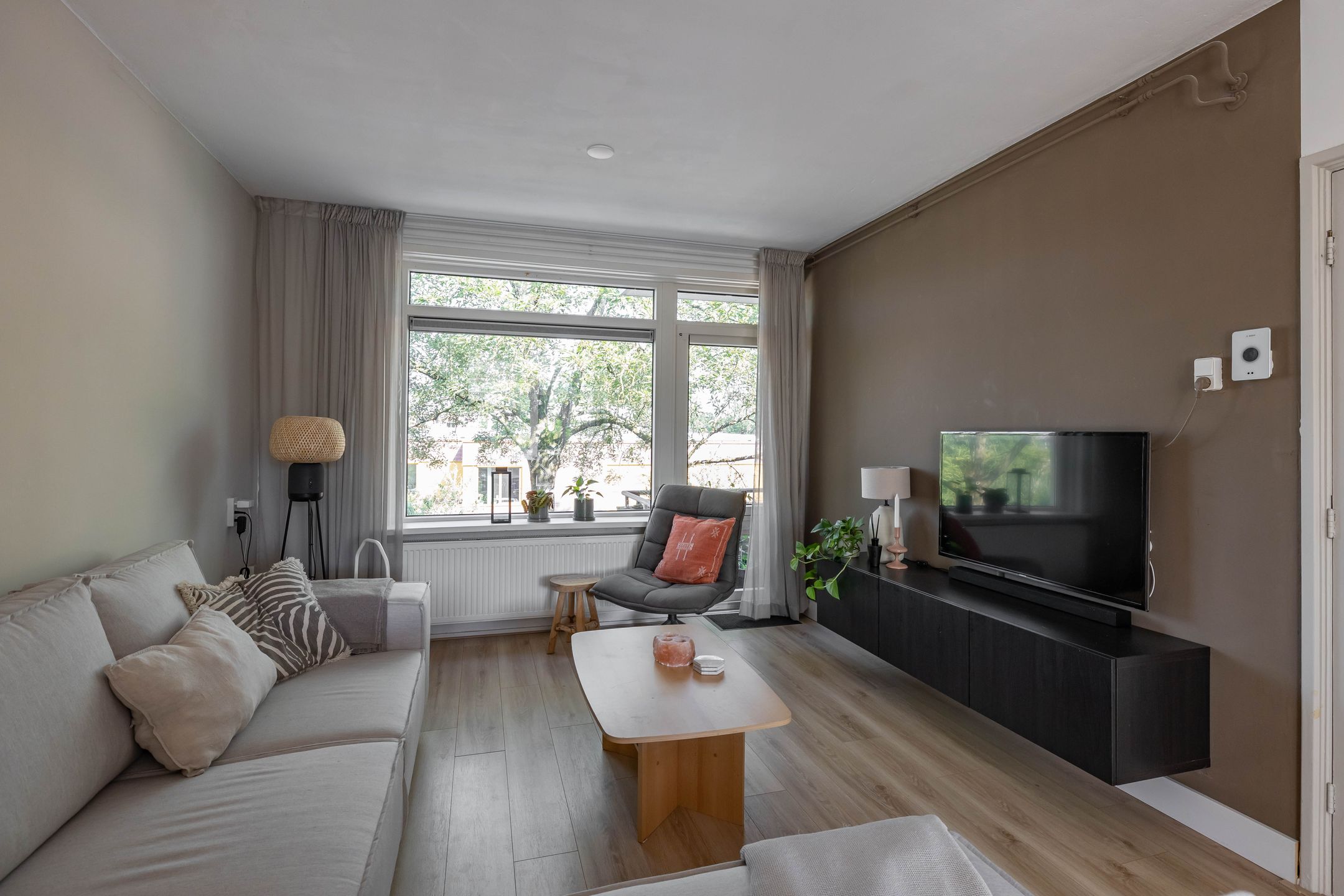 Photo 3 of Van Lenneplaan 75
