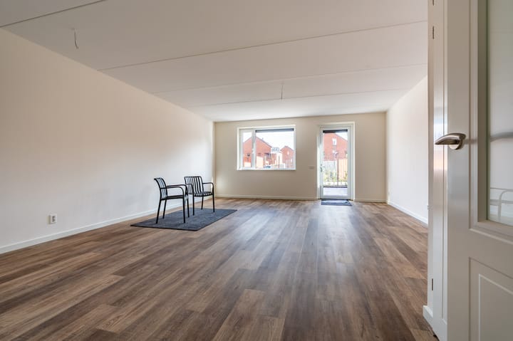 Tussenwoning te koop: Zeshuizen 19, Delfzijl