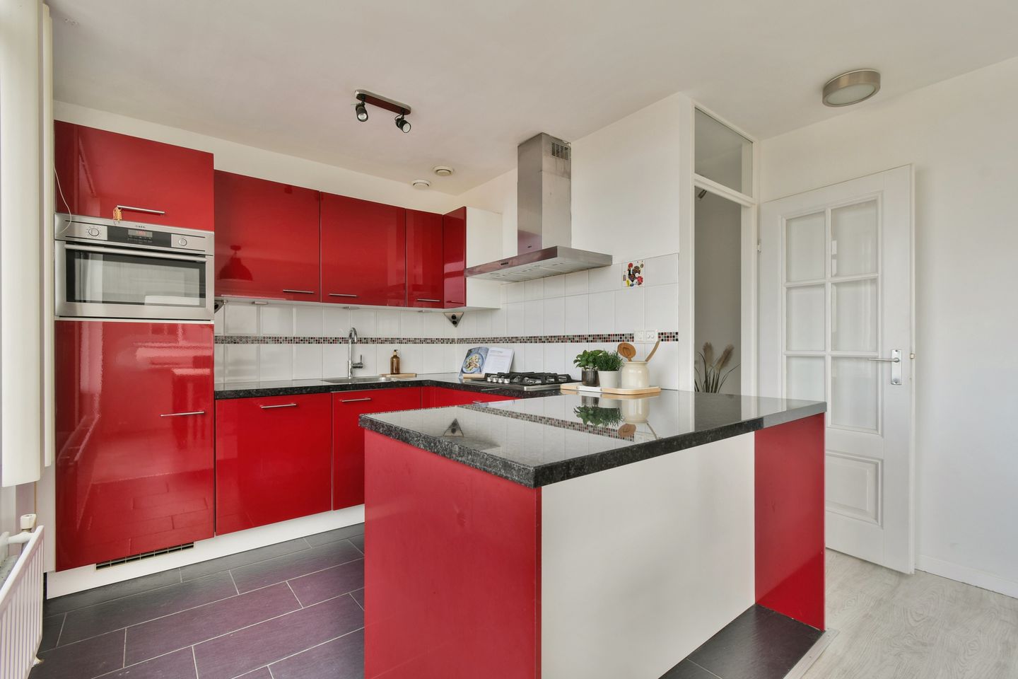 Photo 10 of Henegouwenstraat 58