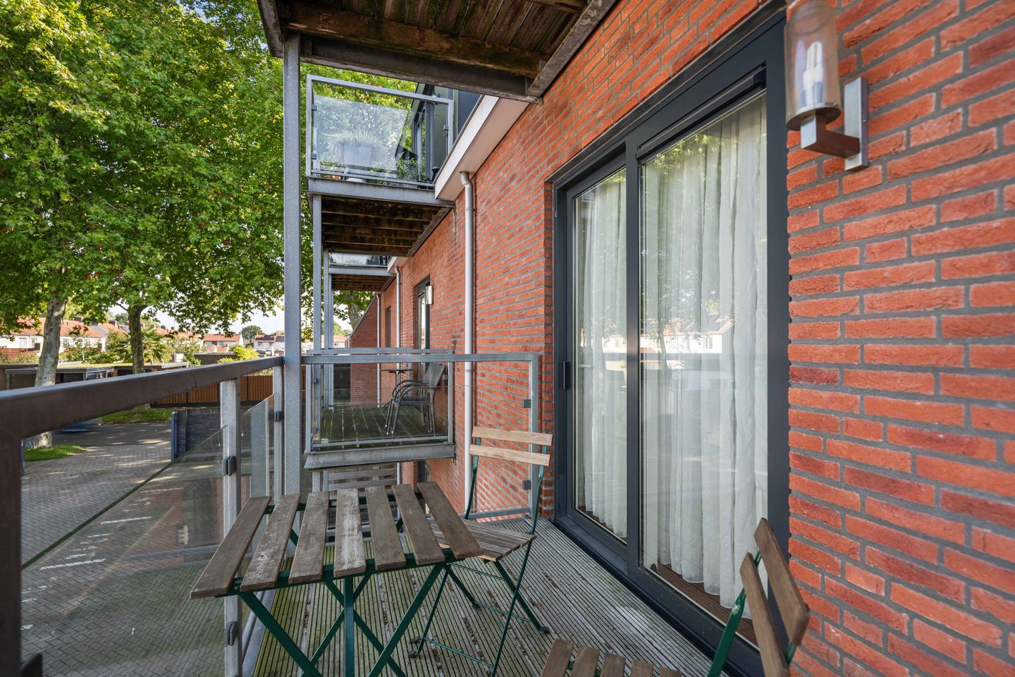 Photo 25 of Overweertstraat 99