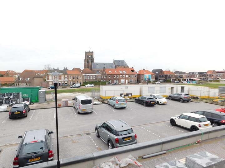 Tussenwoning te huur: Weergang 14, Geertruidenberg