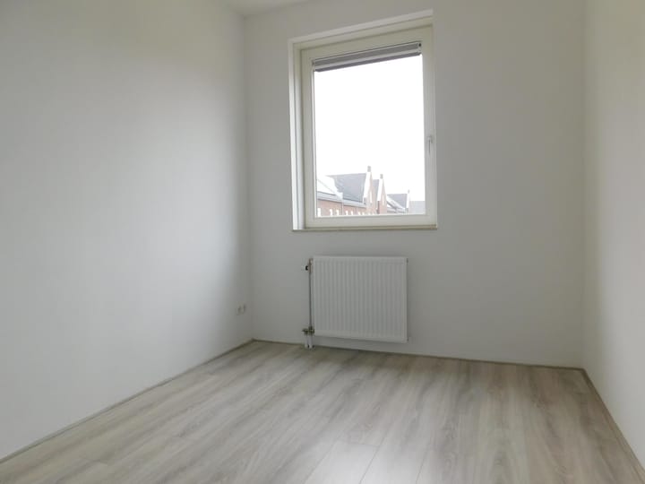 Tussenwoning te huur: Weergang 14, Geertruidenberg