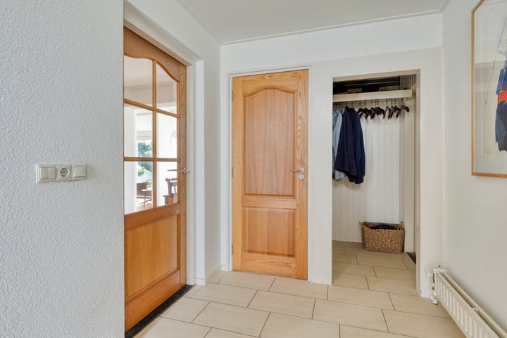 Hoekwoning te koop: Burgemeester van Oerslaan 20, Oosterhout (Nb)