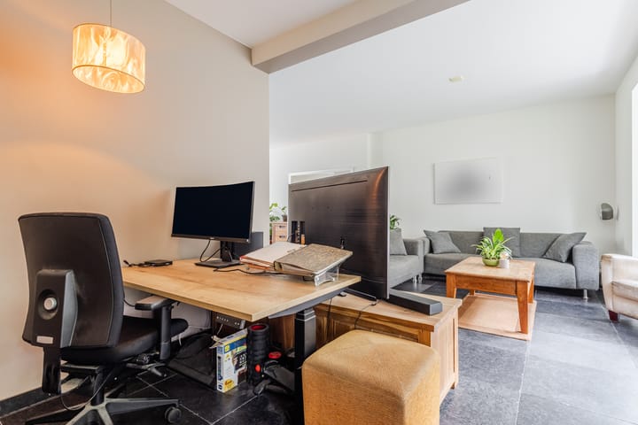 Twee-onder-één-kap te koop: Tolschestraat 13A, Velp (Nb)