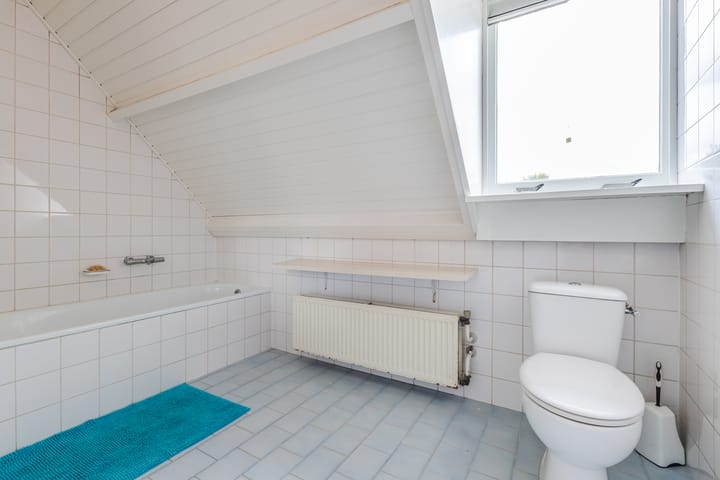 Twee-onder-één-kap te koop: Tolschestraat 13A, Velp (Nb)