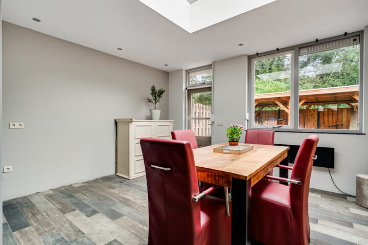Tussenwoning te koop: Keverberg 24, Weert