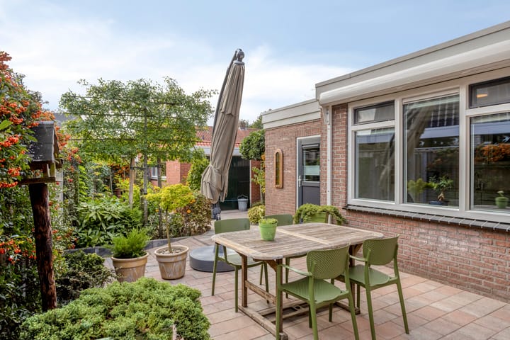 Hoekwoning te koop: Anjerstraat 61, Oldenzaal