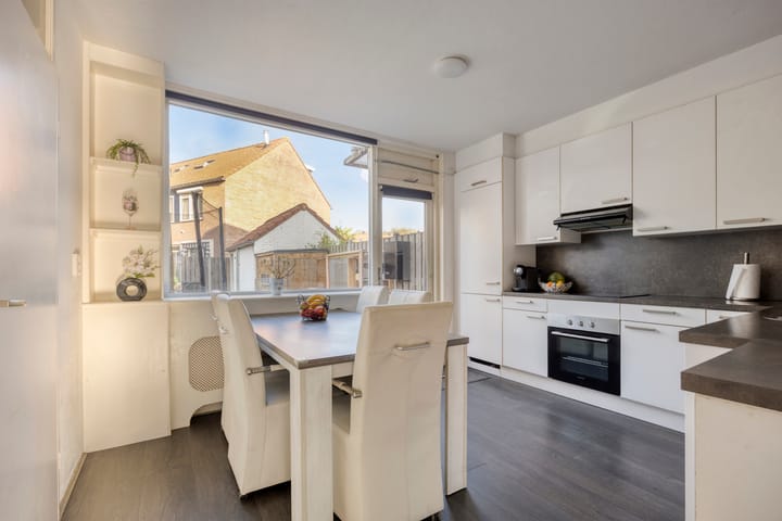 Hoekwoning te koop: Mantelschelp 9, Hellevoetsluis