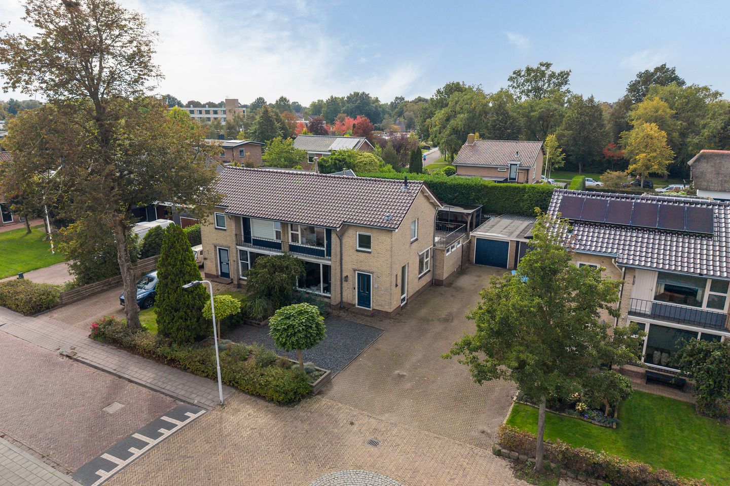 Photo 5 of Irenestraat 28