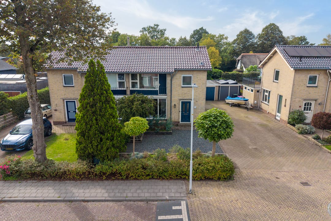 Photo 7 of Irenestraat 28