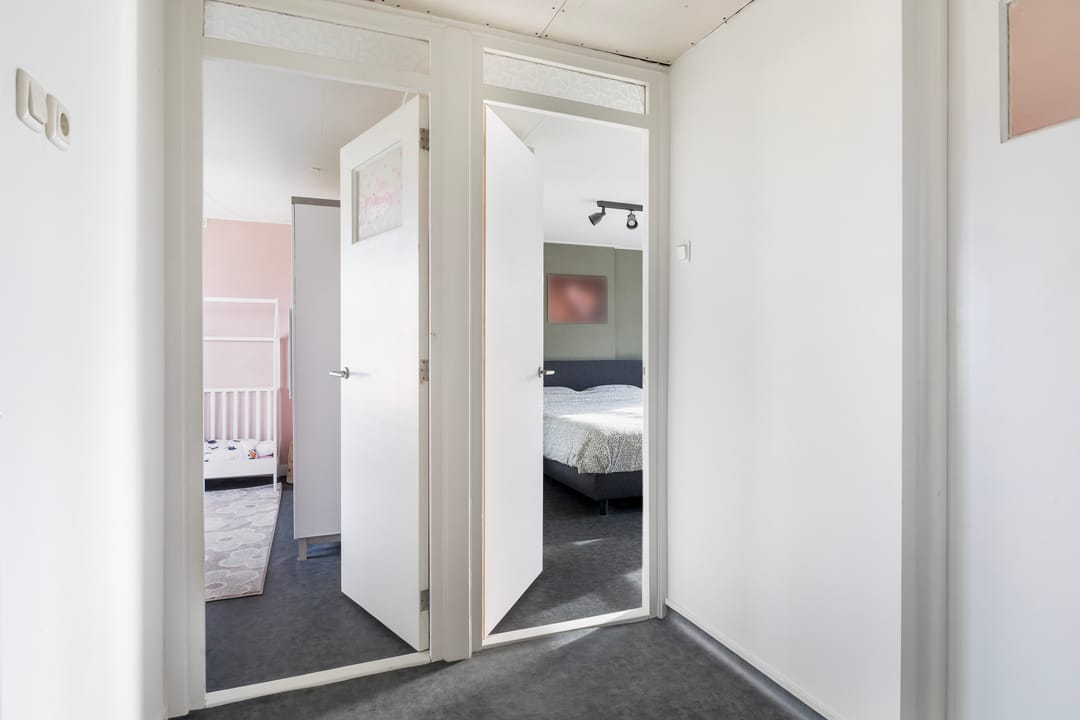 Photo 31 of Irenestraat 28