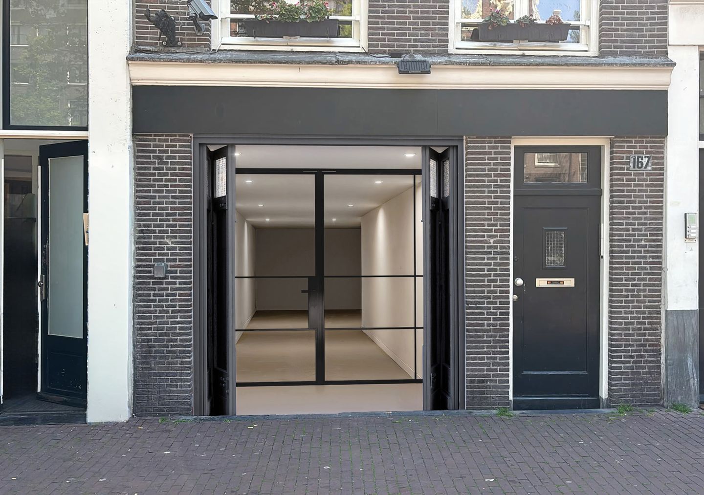 View photo 2 of Oudezijds Voorburgwal 167-H