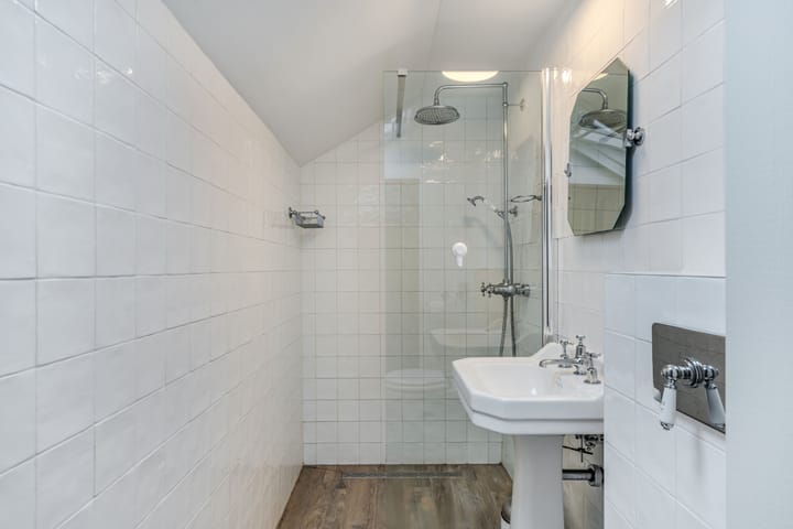 Vrijstaande woning te koop: Dorpsstraat 252, Zuid-Scharwoude