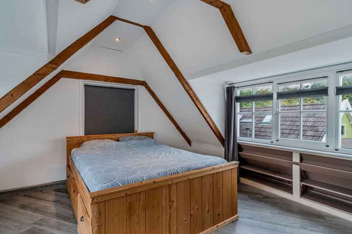 Vrijstaande woning te koop: Dorpsstraat 252, Zuid-Scharwoude
