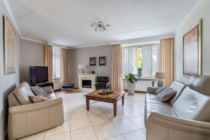 Tussenwoning te koop: Patrijshof 6, Weert