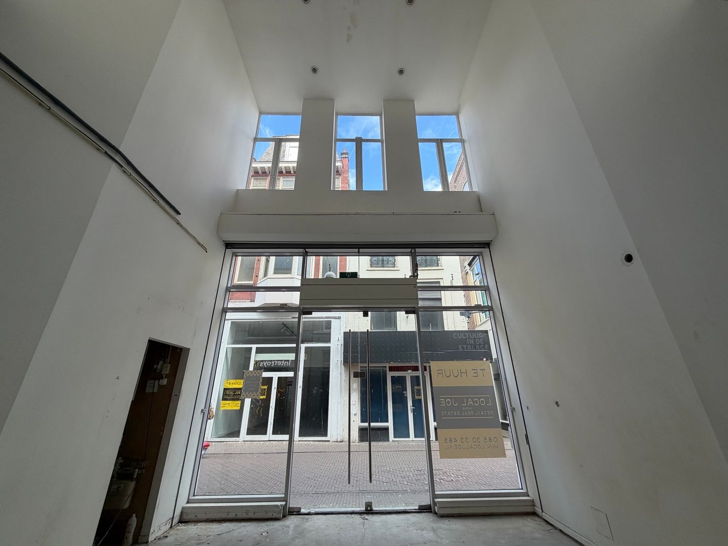 Bekijk foto 2 van Spuistraat 39