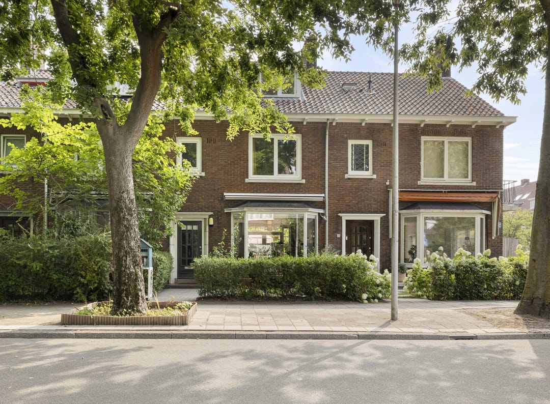 Foto 1 van Petrarcalaan 46