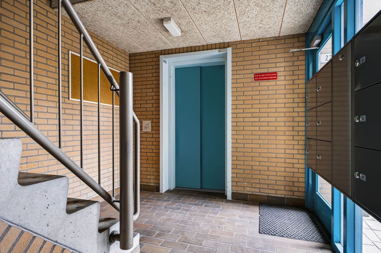 Photo 29 of Kalverstraat 36