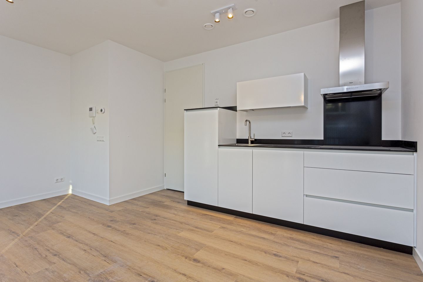 Foto 4 van Hellestraat 19-B