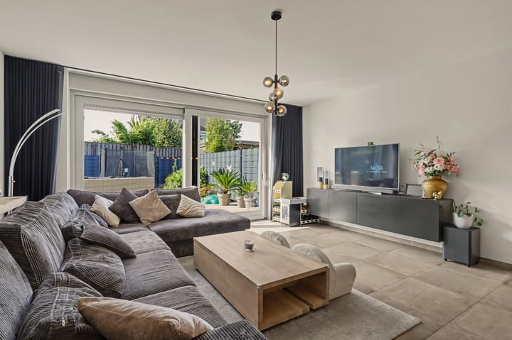 Tussenwoning te koop: Dorperveldstraat 10, Velden