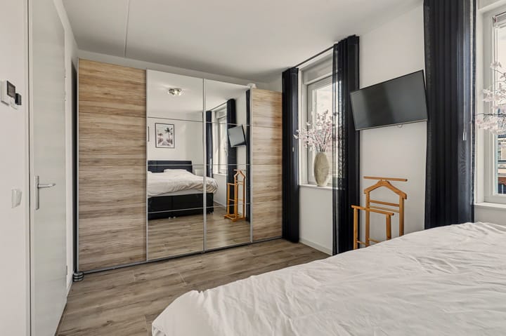 Tussenwoning te koop: Dorperveldstraat 10, Velden
