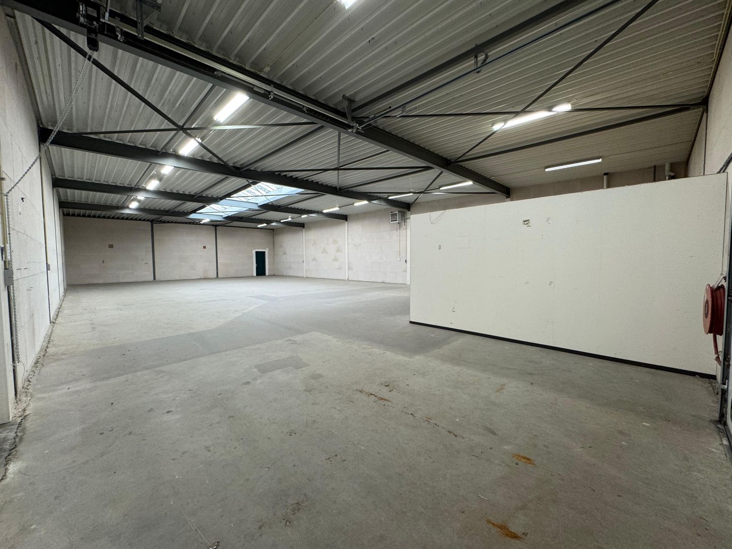 Bekijk foto 3 van Faradaystraat 12