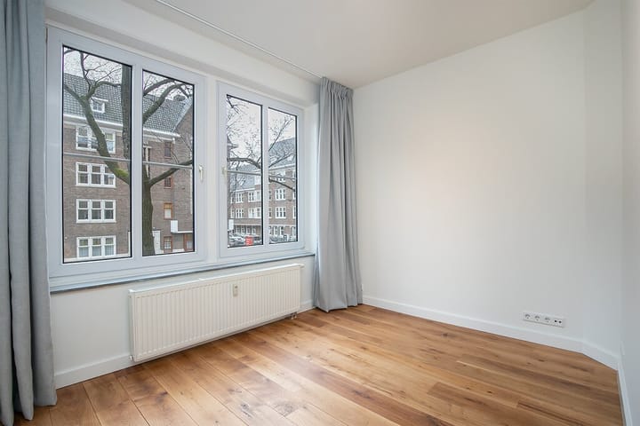 Appartement te huur: Stadionweg 122-1, Amsterdam