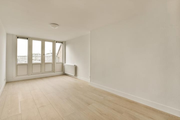 Appartement te koop: Jan van Galenstraat 307-4, Amsterdam