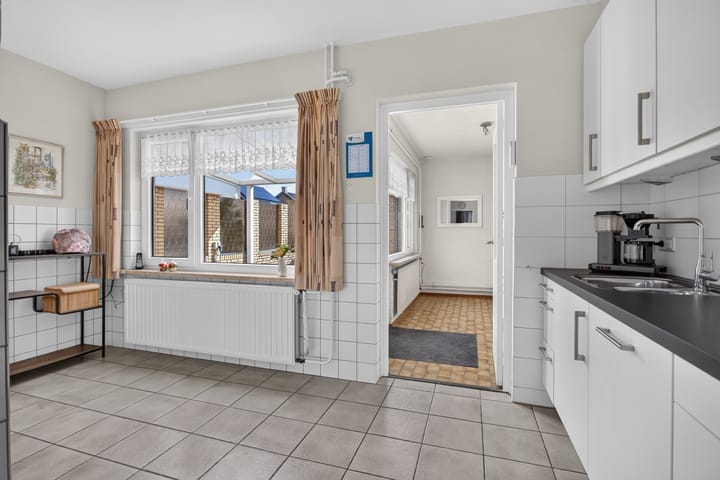 Twee-onder-één-kap te koop: Steenovenweg 12, Deurne