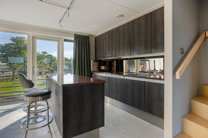 Tussenwoning te koop: Mississippistraat 110, Purmerend