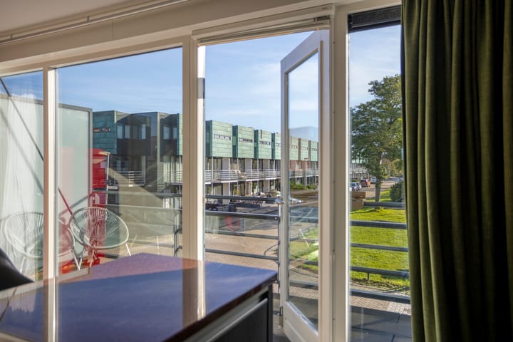 Tussenwoning te koop: Mississippistraat 110, Purmerend